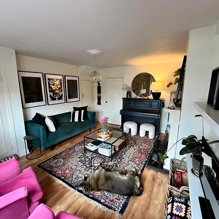 Townhouse Near City Centre